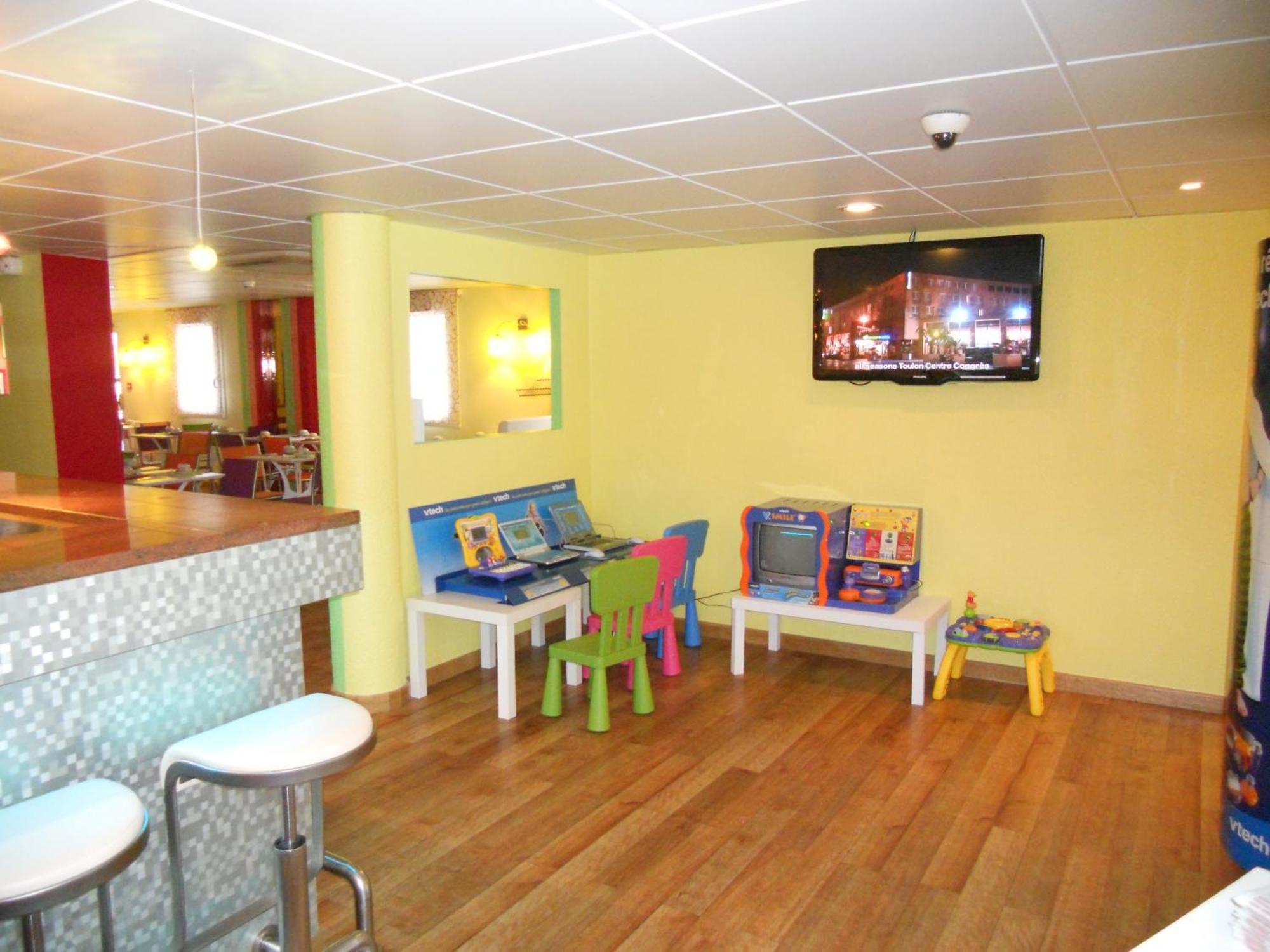 Ibis Styles Bourg En Bresse Hotel Екстериор снимка